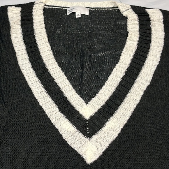 by the way. Black TENNIS SWEATER Ribbed DEEP V-neck Collegiate white stripes XS - Picture 7 of 13